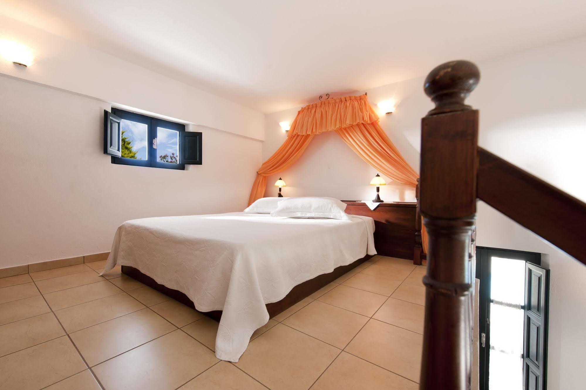 Anthonas Apartments Imerovigli  Zewnętrze zdjęcie